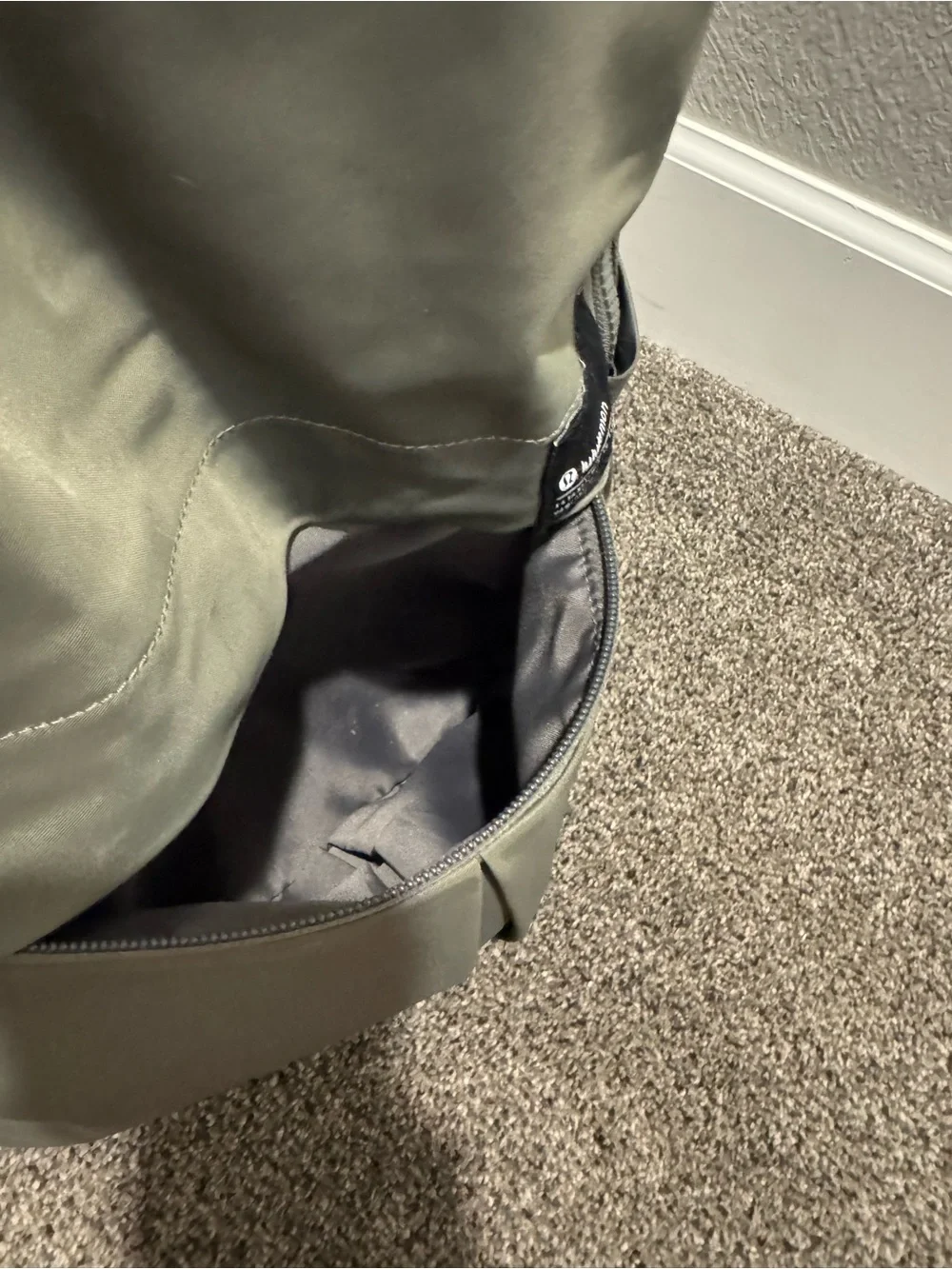 Lululemon Everyday Backpack 2.0 23L Sage / Forest Green